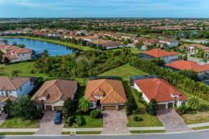 5518 FOXFIRE RUN, BRADENTON, FL 34211 Sold 03/25/24