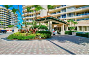 3040 GRAND BAY BOULEVARD, LONGBOAT KEY, FL 34228 Sold 12/27/24