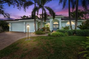 5268 SUNNYDALE CIRCLE, SARASOTA, FL 34233 Sold 02/28/24