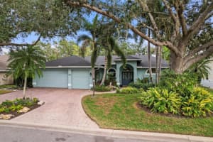 5268 SUNNYDALE CIRCLE, SARASOTA, FL 34233 Sold 02/28/24