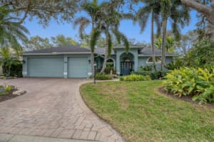 5268 SUNNYDALE CIRCLE, SARASOTA, FL 34233 Sold 02/28/24