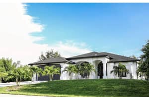 11061 SANDRIFT AVENUE, ENGLEWOOD, FL 34224 - MLS#MFRA4592239