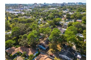 620 SHADE AVENUE, SARASOTA, FL 34237 Sold 04/30/25
