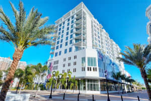 111 PINEAPPLE AVENUE, SARASOTA, FL 34236 Sold 11/15/24