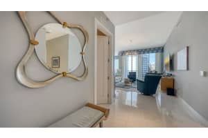 111 PINEAPPLE AVENUE, SARASOTA, FL 34236 Sold 11/15/24