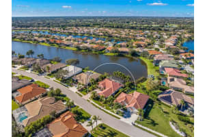 2924 SEASONS BOULEVARD, SARASOTA, FL 34240 Sold 03/22/24