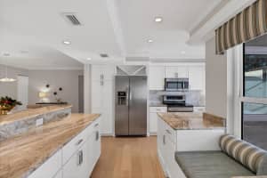 3806 GLEN OAKS MANOR DRIVE, SARASOTA, FL 34232 Sold 01/25/24