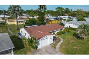3237 KENMORE DRIVE, SARASOTA, FL 34231 Sold 01/05/24