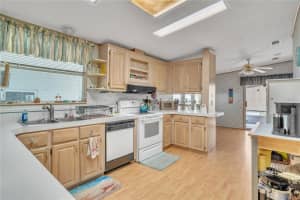 3224 MANATEE ROAD, TAVARES, FL 32778 Sold 03/29/24