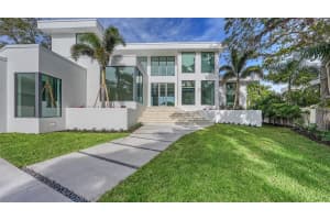 1515 HILLVIEW DRIVE, SARASOTA, FL 34239 Sold 05/20/24