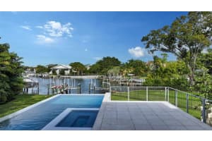 1515 HILLVIEW DRIVE, SARASOTA, FL 34239 Sold 05/20/24