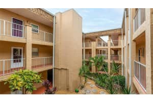 1520 GLEN OAKS DRIVE, SARASOTA, FL 34232 Sold 10/21/24