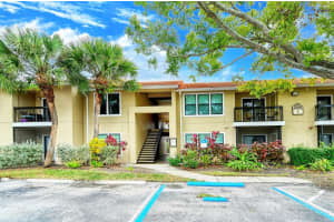 4020 CROCKERS LK BOULEVARD, SARASOTA, FL 34238 Sold 02/01/24