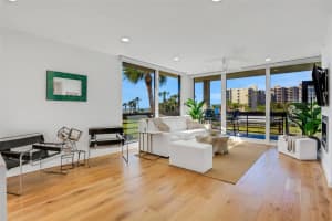 1075 GULF OF MEXICO DRIVE, LONGBOAT KEY, FL 34228 Sold 05/13/24