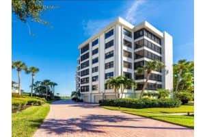 8735 MIDNIGHT PASS ROAD, SARASOTA, FL 34242 Sold 03/18/24