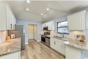 3721 HEATHER LAKE CIRCLE, SARASOTA, FL 34235 Sold 02/07/24