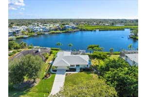 806 BAYVIEW DRIVE, NOKOMIS, FL 34275 Sold 01/31/24