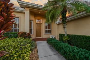 6410 WESTWARD PLACE, UNIVERSITY PARK, FL 34201 Sold 11/18/24