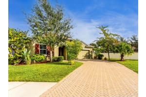 7431 AGUILA DRIVE, SARASOTA, FL 34240 Sold 02/23/24