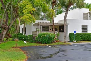 158 PINEHURST DRIVE, BRADENTON, FL 34210 Sold 04/25/24