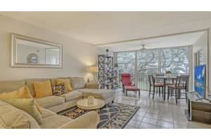 8635 MIDNIGHT PASS ROAD, SARASOTA, FL 34242 Sold 03/27/24