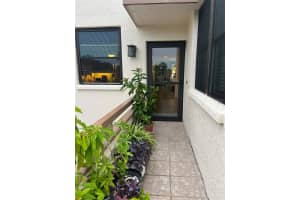 131 PINENEEDLE DRIVE, BRADENTON, FL 34210 Sold 02/29/24
