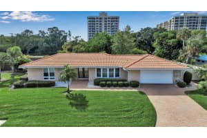 1180 BOGEY LANE, LONGBOAT KEY, FL 34228 Sold 12/03/24