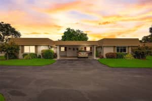 2737 RIVERBLUFF WAY, SARASOTA, FL 34231 Sold 03/20/24