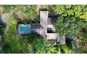 1027 RANCHERO DRIVE, SARASOTA, FL 34240 Sold 03/21/24