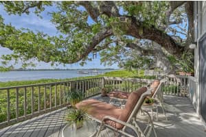 1335 LANDINGS DRIVE, SARASOTA, FL 34231 Sold 04/09/24