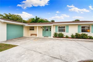 6515 COLONIAL DRIVE, SARASOTA, FL 34231 Sold 01/25/24