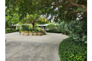 437 SAPPHIRE DRIVE, SARASOTA, FL 34234 Sold 02/15/24