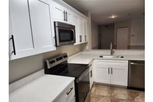 4013 CROCKERS LAKE BOULEVARD, SARASOTA, FL 34238 Sold 02/15/24