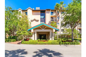 5408 EAGLES POINT CIRCLE, SARASOTA, FL 34231 Sold 05/31/24