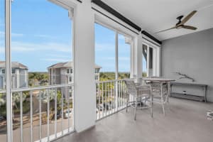 392 ARUBA CIRCLE, BRADENTON, FL 34209 Sold 04/11/24