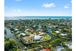 5400 AZURE WAY, SARASOTA, FL 34242 Sold 06/07/24
