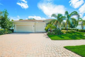 5328 ASHTON OAKS COURT, SARASOTA, FL 34233 Sold 02/28/24