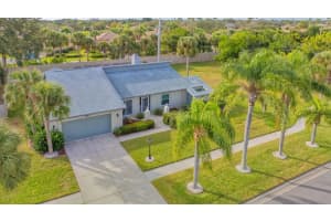 3853 KINGSTON BOULEVARD, SARASOTA, FL 34238 Sold 04/15/24