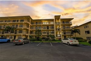 315 30TH AVENUE, BRADENTON, FL 34205 Sold 04/19/24