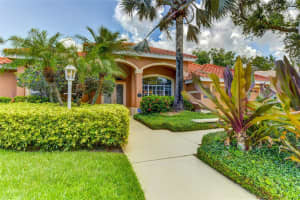 4923 OLD OAKLEAF DRIVE, SARASOTA, FL 34233 Sold 04/25/24