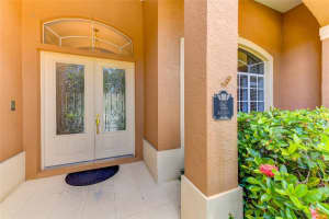 4923 OLD OAKLEAF DRIVE, SARASOTA, FL 34233 Sold 04/25/24