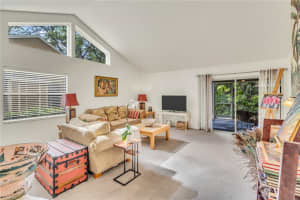 4929 VILLAGE GARDENS DRIVE, SARASOTA, FL 34234 Sold 04/26/24