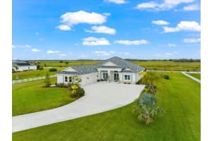 3535 RECURVE CIRCLE, SARASOTA, FL 34240 Sold 11/01/24
