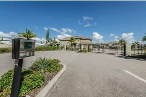 5158 BAY ISLE CIRCLE, CLEARWATER, FL 33760 Sold 02/15/24