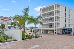 6518 MIDNIGHT PASS ROAD, SARASOTA, FL 34242 Sold 03/29/24