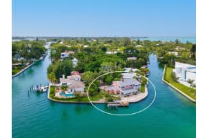 3200 HIGEL AVENUE, SARASOTA, FL 34242 Sold 10/31/24