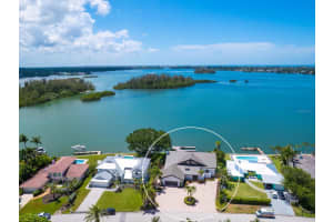 832 FREELING DRIVE, SARASOTA, FL 34242 Sold 03/15/24
