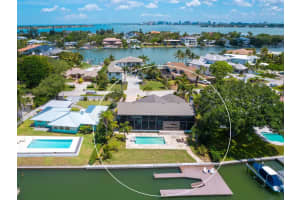 832 FREELING DRIVE, SARASOTA, FL 34242 Sold 03/15/24