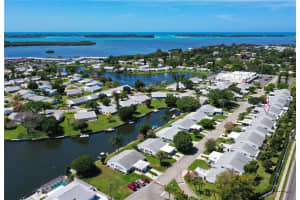 9423 KINGSTON DRIVE, BRADENTON, FL 34210 Sold 06/13/24
