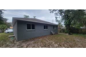 2110 9TH AVENUE, BRADENTON, FL 34208 Sold 10/16/24